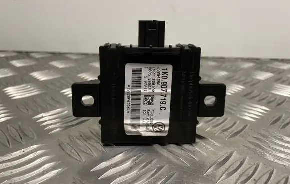 Audi A3 S3 A3 Sportback 8P Other control units/modules 1K0907719C