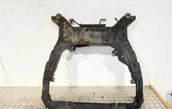 Land Rover Freelander 2 - LR2 Front subframe G9N5000
