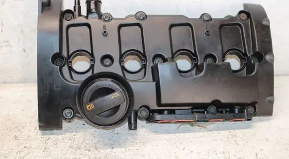 Volkswagen Golf V Rocker cam cover WC4