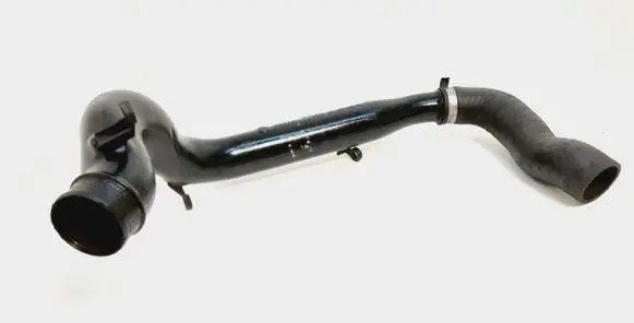 Volvo V70 Intercooler hose/pipe 8624887