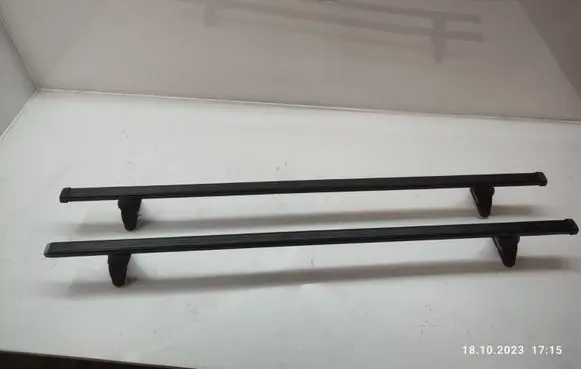 Volkswagen Touareg I Roof bar rail