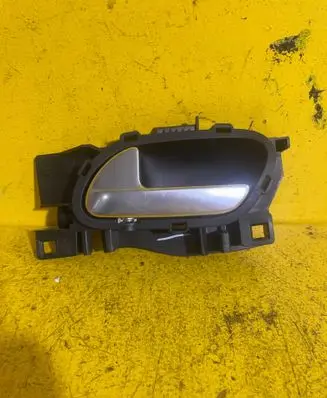 Peugeot 508 RXH Front door interior handle 9660525480