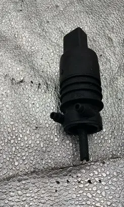Iveco Daily 30.8 - 9 Windscreen/windshield washer pump PA6686F30