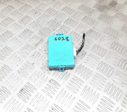 Mitsubishi Pajero Sport I Fuse module 2323006260 MR409898