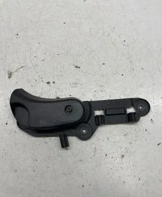 BMW X3 E83 Engine bonnet (hood) release handle 33400500 22339910