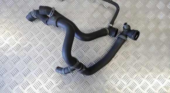 Volkswagen Tiguan Engine coolant pipe/hose 5QF121049N