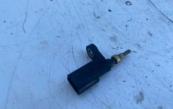 Coolant temperature sensor