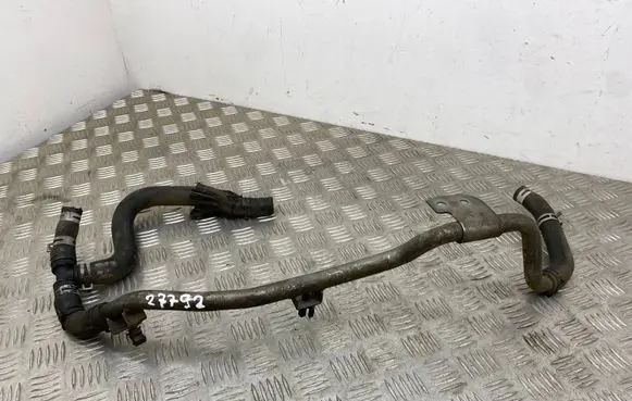 Land Rover Range Rover Sport L320 Coolant pipe/hose 