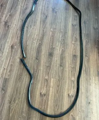 Volkswagen Transporter - Caravelle T4 Rear door rubber seal (on body) 