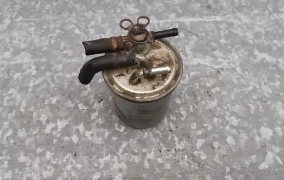 Volkswagen Sharan Fuel filter housing 