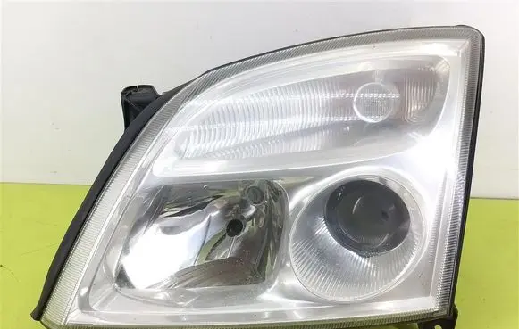 Opel Vectra C Headlight/headlamp 15588700