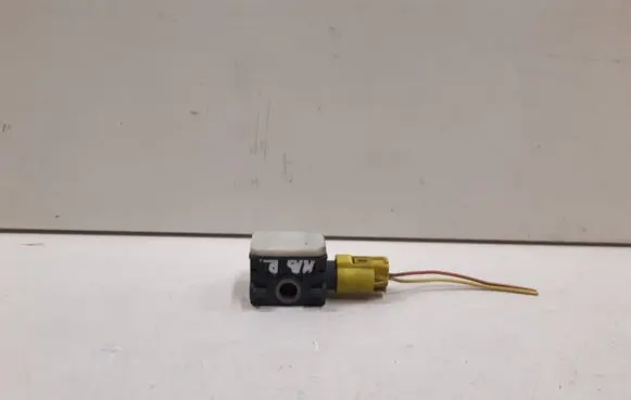 Mercedes-Benz R W251 Airbag deployment crash/impact sensor 0038202926 403381 190307