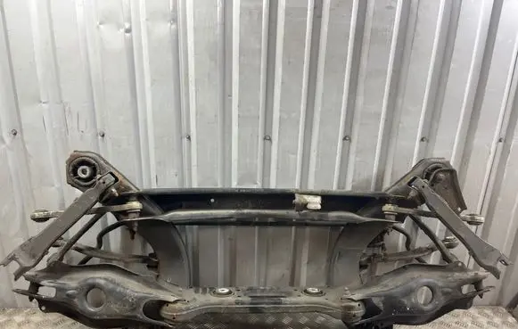 Mercedes-Benz C W205 Rear subframe 