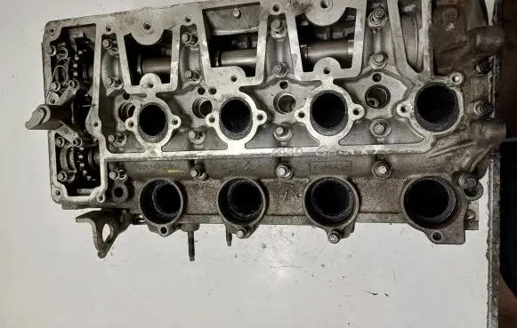 Ford Kuga I Engine head 9688418110
