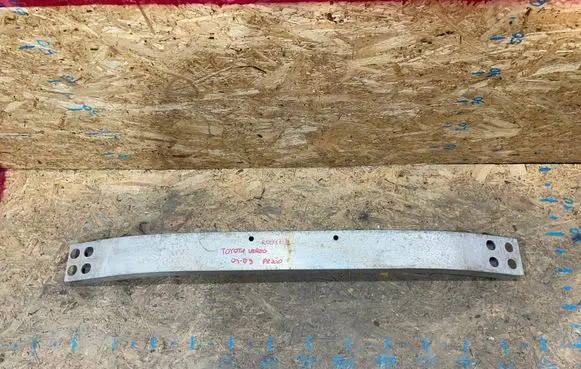 Toyota Corolla Verso AR10 Front bumper support beam R0947