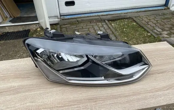 Volkswagen Polo V 6R Headlight/headlamp 6C1941006