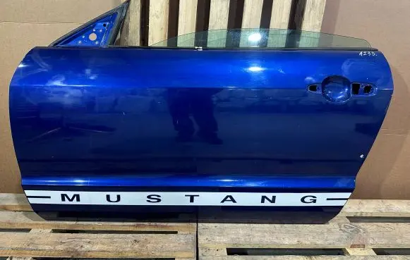 Ford Mustang V Door (2 Door Coupe) 