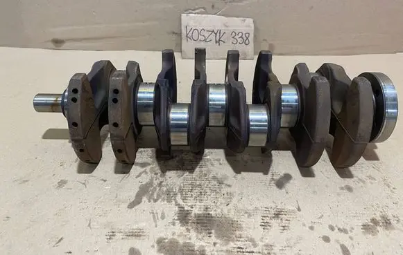 Volkswagen Touran II Crankshaft 03CAK