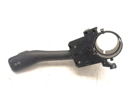Volkswagen Golf IV Indicator stalk 8L0953513G