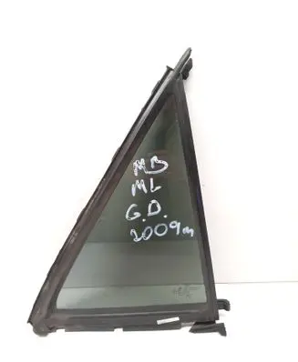 Mercedes-Benz ML W164 Rear side window 43R000091