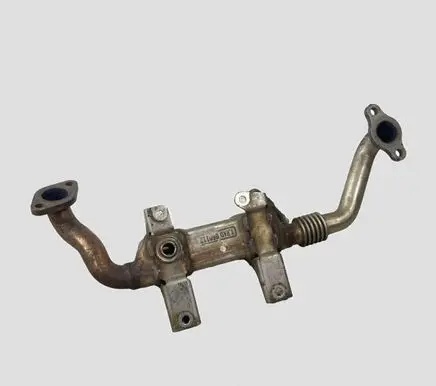 Toyota Avensis T270 EGR valve cooler 256800R0100
