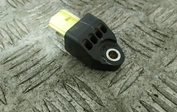 Toyota Urban Cruiser (XP110) Airbag deployment crash/impact sensor 8983128020