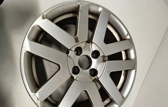 Peugeot 5008 R17 alloy rim 9671640477
