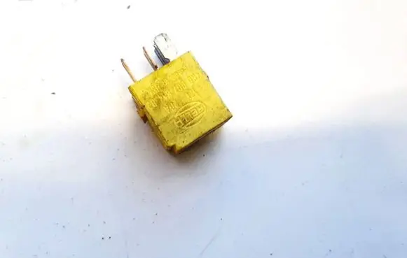 Mercedes-Benz C W203 Other relay 0025421219 4rd007814-02