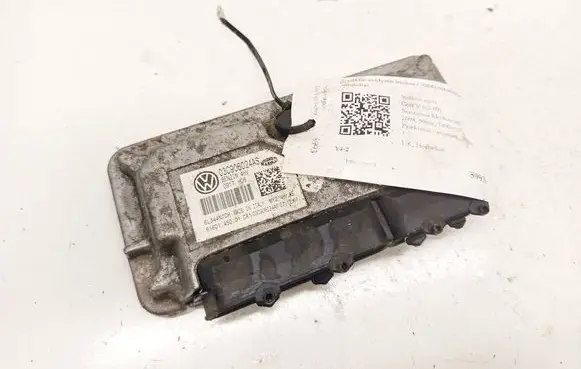 Volkswagen Golf V Engine control unit/module 03C906024AS