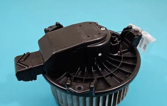 Heater fan/blower