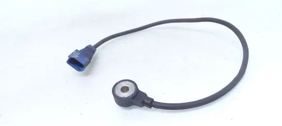 Audi A4 S4 B6 8E 8H Detonation knock sensor 06C905377