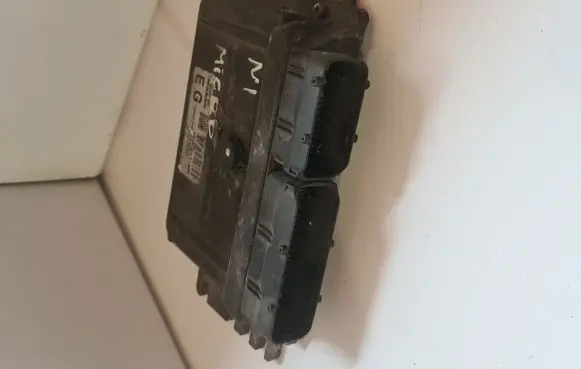 Nissan Micra Engine control unit/module MEC37320 C15506