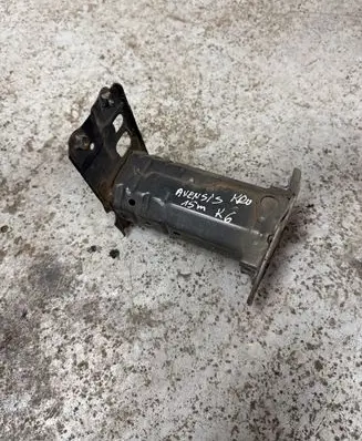 Toyota Avensis T270 Rear bumper shock impact absorber/damper 
