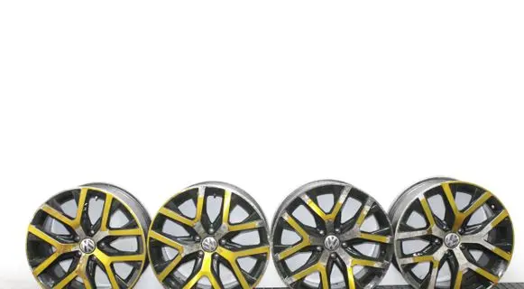 Volkswagen Beetle A5 R12 alloy rim 5C0601025BS