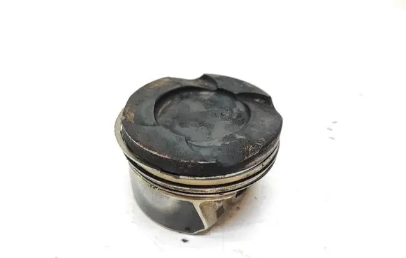 BMW X3 F25 Piston 841v