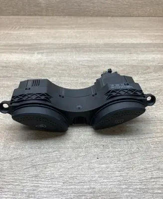Ford Focus Windscreen/window heater switch 98AG18C621AG