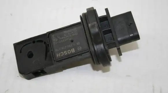 BMW 5 F10 F11 Mass air flow meter 7566990