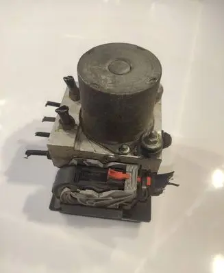 Audi A4 S4 B7 8E 8H ABS Pump 8E0910517D 8E0614517AK