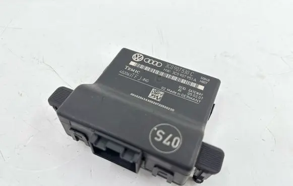 Volkswagen PASSAT B6 Gateway control module 3C0907530C
