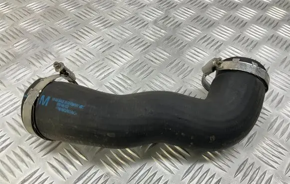 Intercooler hose/pipe