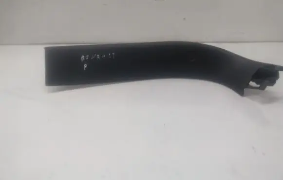Renault Megane II Tailgate/trunk side cover trim 8200246359