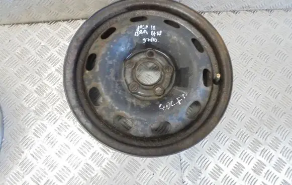 Volkswagen Golf IV R14 steel rim 