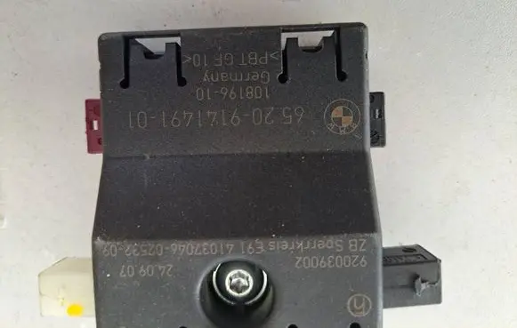 BMW X5 E70 Antenna control unit 65209141491 9141491 10819610