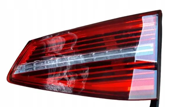 Volkswagen PASSAT B8 Rear/tail lights 3G9945308A
