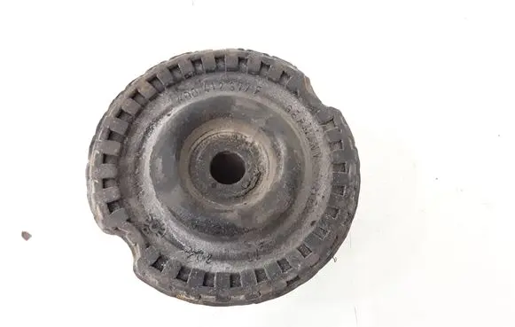 Volkswagen PASSAT B5 Front coil spring rubber mount 