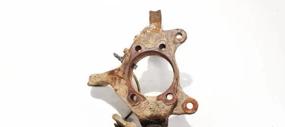 Toyota Auris 150 Front wheel hub
