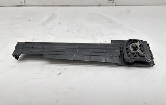 BMW 4 F36 Gran coupe Side radiator support slam panel 7600537