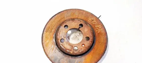 Volkswagen Polo IV 9N3 Front brake disc ventiliuojamas
