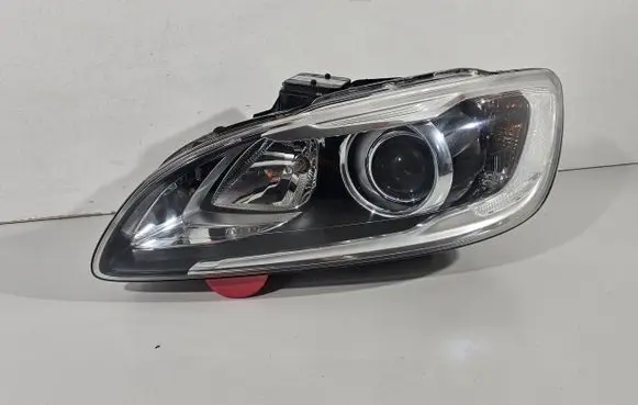 Volvo V60 Headlight/headlamp 187064344536