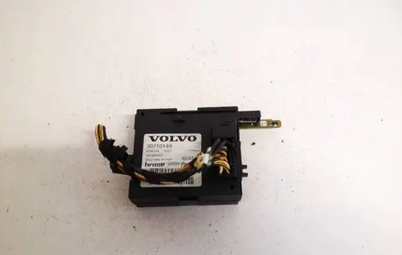 Volvo S40 Door control unit/module 30710149 994584-106